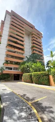 Impecable Apartamento En Venta: Mañongo Cf-LG
