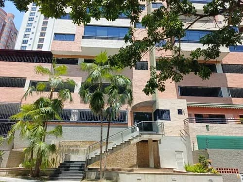 Angelica Rivas Alquila Apartamento En Residencias Imola, Urb. El Parral, Valencia Vzla
