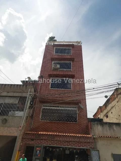Apartamento (Multiples Niveles) en Venta en Catia, Distrito Metropolitano
