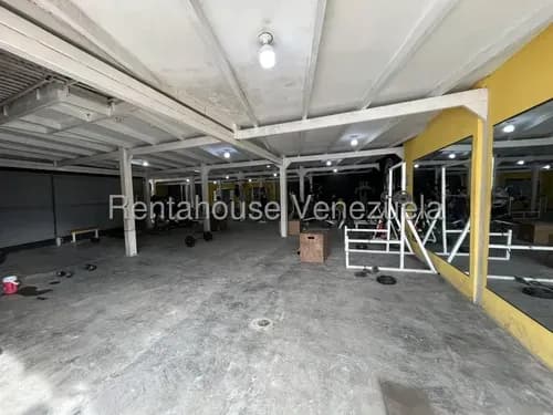 Alquiler Amplio Local Comercial Con Gran Potencial Para Desarrollar Cualquier Actividad Económica Al Oeste Barquisimeto,lara Rc