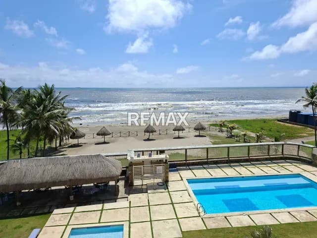 EN VENTA APARTAMENTO CON VISTA FRONTAL AL MAR EN EL CONJUNTO RESIDENCIAL PUERTO VIEJO EN BOCA DE AROA