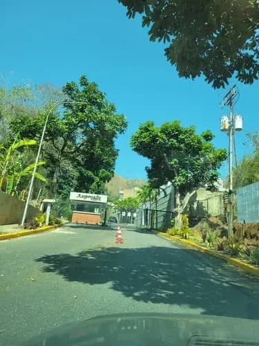Casa En Alquiler En Prebo 3 Ls