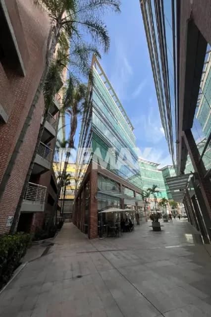 Alquiler de Oficina en Ciudad Center Boleíta Norte