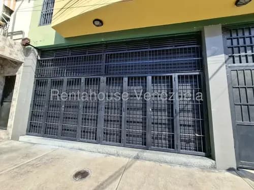 Local Comercial En Alquiler A Pie De Calle En Av 12 De San Jose Mas De 100 Metros Estef 26-14516