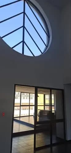 Edificio Industrial En Propatria, 8 Pisos, 1.620 M2