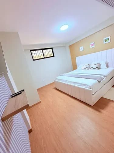 Apartamento En Venta. 3 Habitaciones: 1 Con Cama King 1 Con Cama Queen 1 Con Cama Matrimonial 3 Baños Completos 2 Estacionamientos. An
