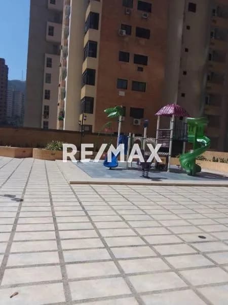 En venta apartamento en la trigaleña Alta Residencias Gran Benescola