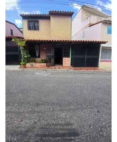 Casa En Venta En Llano Alto, Urb. San Francisco