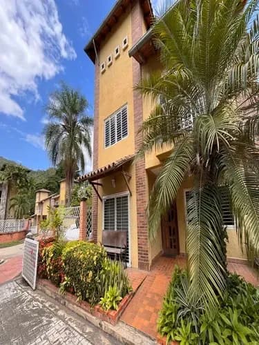 Hermosa Villa En Villas De San Diego Country Club. Etv-002