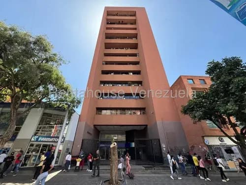 Yb Se Ofrece En Venta Oficina En Sabana Grande #26-9579