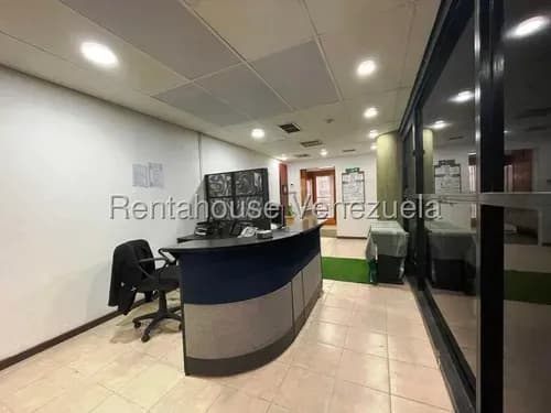 Moderna Oficina En Venta Los Samanes Amc
