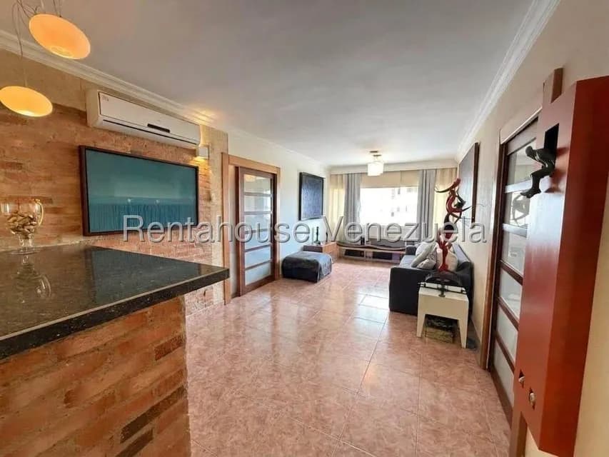 Apartamento (1 Nivel) en Alquiler en Guaicay, Distrito Metropolitano