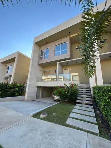 Townhouse De Lujo En Venta En Cumbres De Guataparo Con Planta 100% (jct)