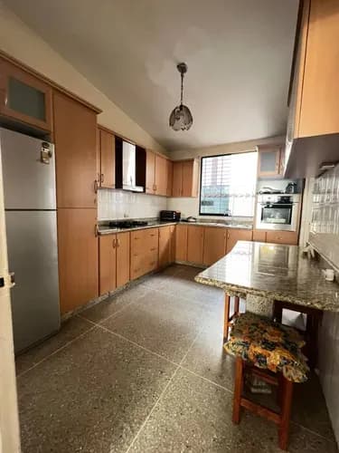 Casa Trigal Calle Cerrada Cómoda Con Potencial Excelente Ubicación 4 Hab Y Anexo Independiente