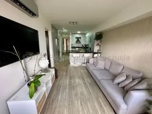 Jg Cod Flex 26-12415 Se Alquila Bello Y Jg Cod Flex 26-11694 Se Alquila Bello Y Actualizado Apartamento En Colias De Bello Monte 2 Puestos De Estacionamiento Negociable