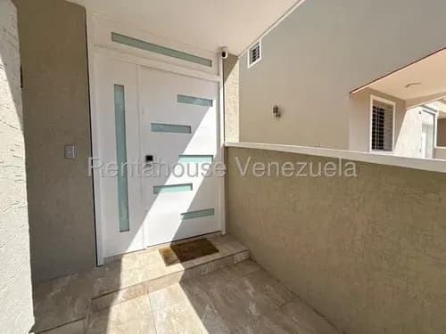 Elisa Castellano Vende Exclusiva Quinta Con Modernos Acabados, Cuidad Roca, Este Barquisimeto
