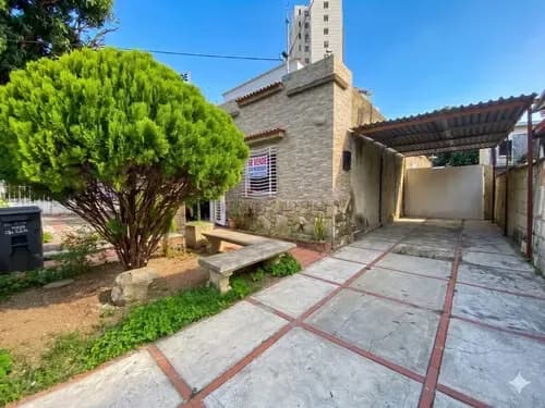 Casa Comercial En Venta En Los Palos Grandes Chacao Caracas 485 Metros Terreno