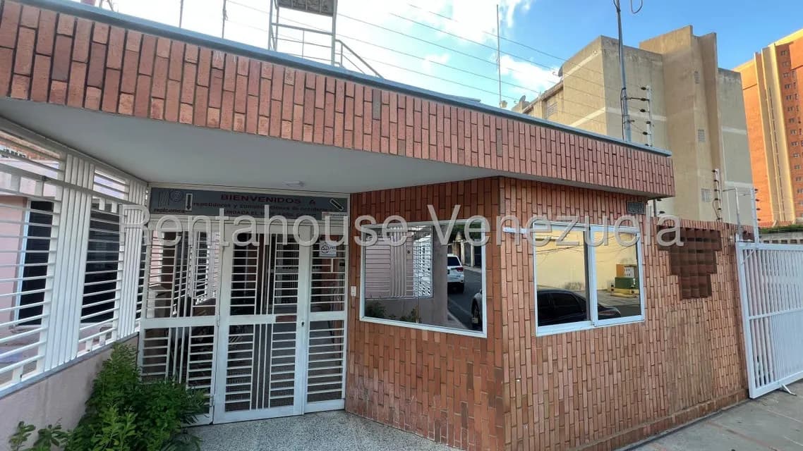 Comercial (Edificio) en Venta en Las Mercedes, Zulia