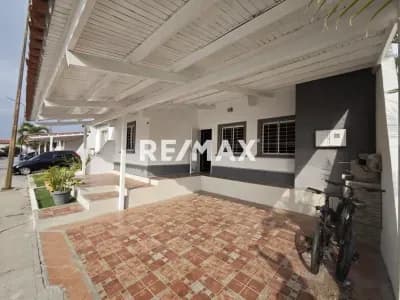 En Venta Townhouse en Urb. Roca del Valle III Ribereña. Cabudare