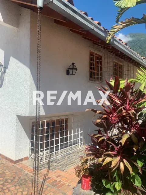 EN VENTA O ALQUILER QUINTA EN LOS CHORROS