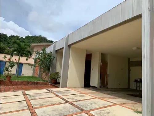 Vendo Casa 450m2 Colinas De Tamanaco 3649