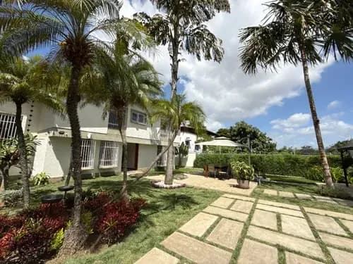 Casa Remodelada En Alquiler Los Chorros