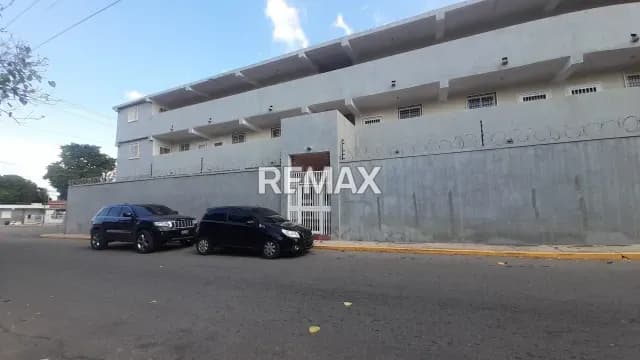 APARTAMENTO TIPO ESTUDIO EN VENTA EN EL SECTOR LOS ESTANQUES