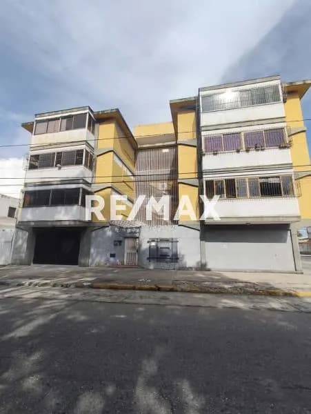 ALQUILER DE APARTAMENTO EN LA CALLE 31, CENTRO DE BARQUISIMETO