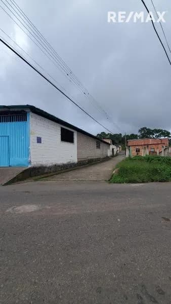 EN VENTA CASA UBICADA EN EL JUNCO