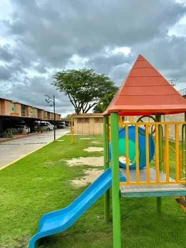 Alquiler De Townhouse Amoblado Residencias Villas La Fontana San Diego Ss-indi