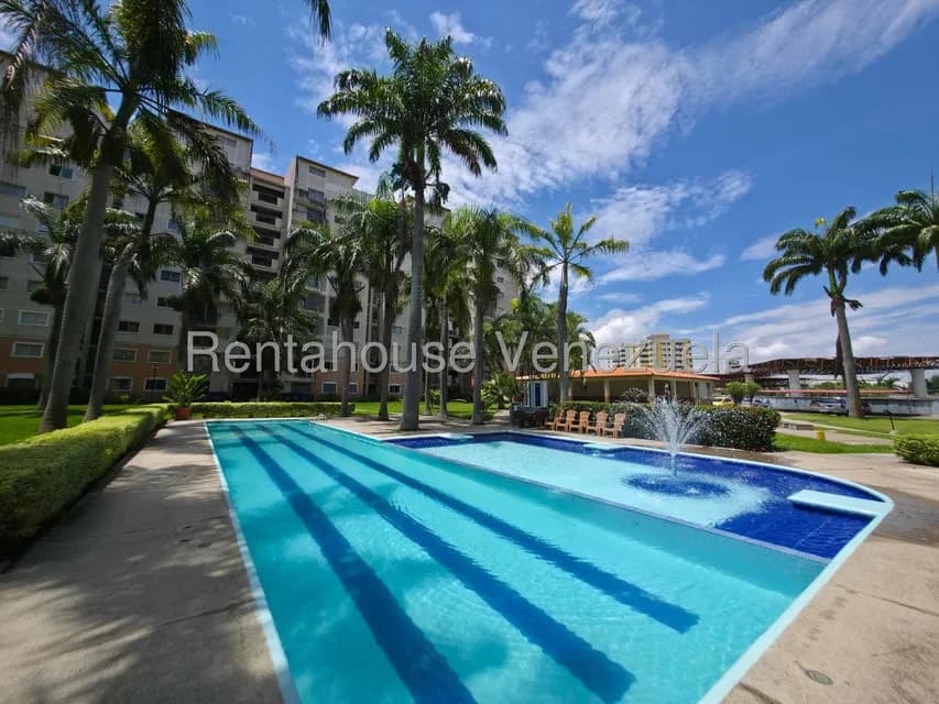 Apartamento (Penthouse) en Venta en Avenida Libertador, Lara