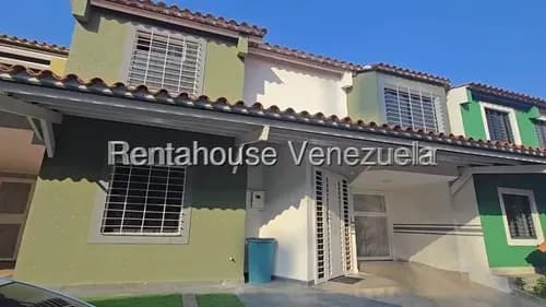 César Bullones Vende Hermosa Casa En Villa Roca, Lara 26-18918