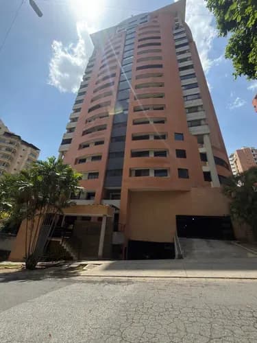 Apartamento En Alquiler: La Trigaleña Residencias Castellana Plaza. Axl-ski
