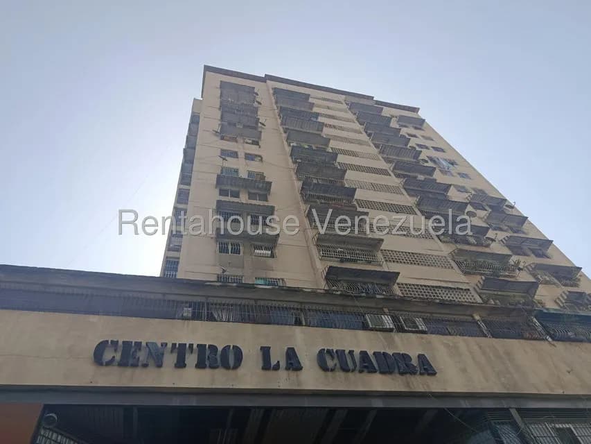 Apartamento (1 Nivel) en Venta en Parroquia Santa Teresa, Distrito Metropolitano