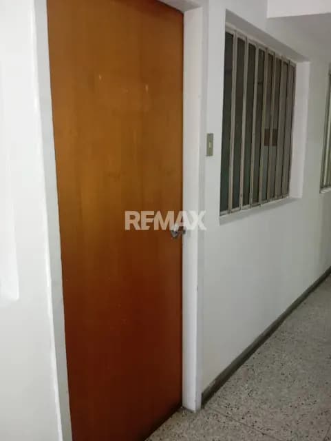En Alquler de Oficina en la Av. Venezuela, Barquisimeto.