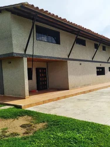 Mariana Castellanos Inzitu Realtors Venta Casa En Las Morochas De San Diego Estado Carabobo Solo Clientes