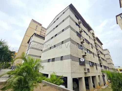 % Rafael Gamarra Ofrece En Venta Espectacular Apartamento En Zona Este, 2f17988, En Impecables Condiciones, Con Mas De 120m2, Con 4 Habitaciones, 3 Baños! Contactame.