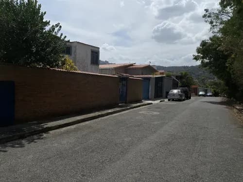 Alquiler De Anexo En Prados Del Este. Mty