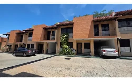 Venta Town House Montelibano Mañongo Nlh