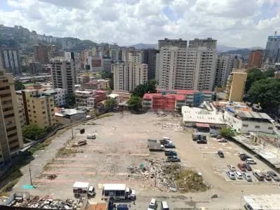Av. casanova Bello Monte parroquia El Recreo terreno venta