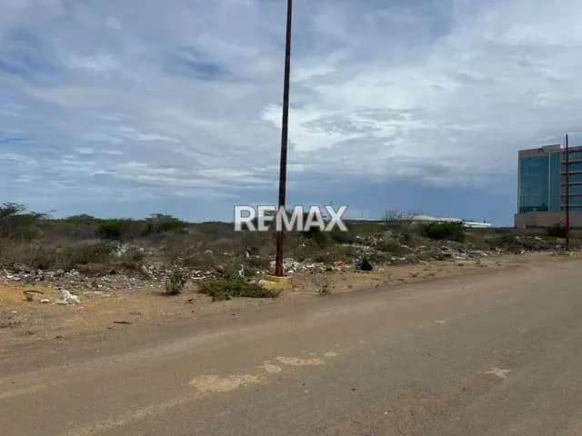 Terreno en Venta, Urbanización Doña Emilia