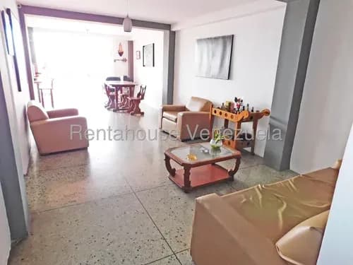/ Maria Elena Oropeza / Vende Acogedor Penhouse 196 M2 / Listo Para Habitar / Espectacular Terraza C Parrillera Brinda Una Hermosa Vista / En La Mata, Lara#26-17234 / Encuentra Las Mejores Opciones /