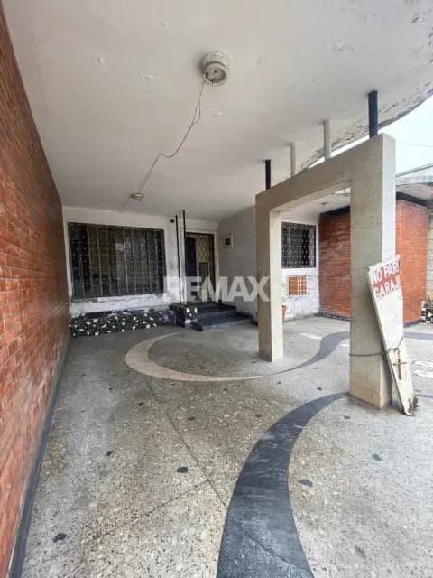 A la venta amplia Casa en el centro de Barquisimeto