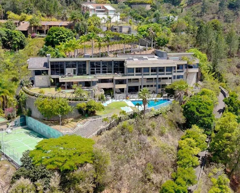 Casa (Multipes Niveles) en Venta en La Trinidad, Distrito Metropolitano