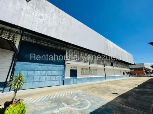 Jip 26-3365. Rentahouse Vende Galpon Industrial De 10.000mts2 De Terreno/6459 Mts2 De Construccion, Con Area De Produccion, Almacen, Area De Mantenimiento, Modernas Oficinas. Zona Industrial Cagua.