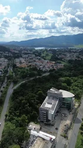 Terreno Con Potencial Ubicado En Guataparo Country Club. Asesor Julian Acosta 34.