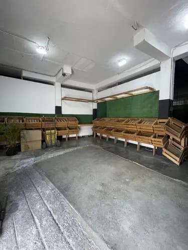 Local Comercial Con Casa Multifamiliar En Venta Z. R