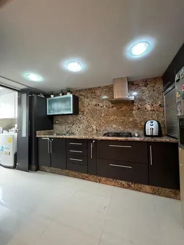 Apartamento Moderno En Venta En Residencias Sumerly Urb Valle Blanco Valencia. St