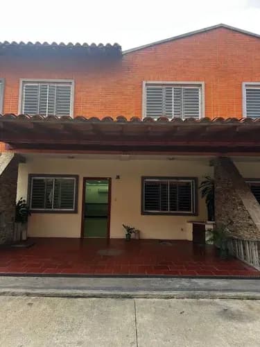 Town House En Venta En Conjunto Mariana Castellanos Inzitu Realtors Venra Town Houses Conjunto Residencial San Diego Plaza Ubicada En Una De Las Zonas Más Estratégicas De San Diego Carabobo Solo Clien
