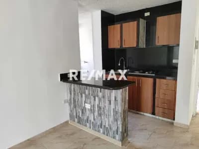 APARTAMENTO EN ALQUILER